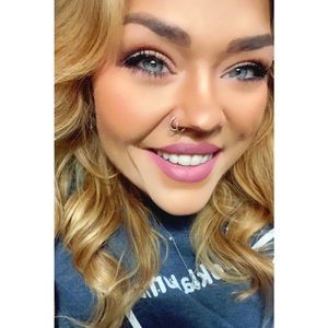 Meet your Posher, Ericka